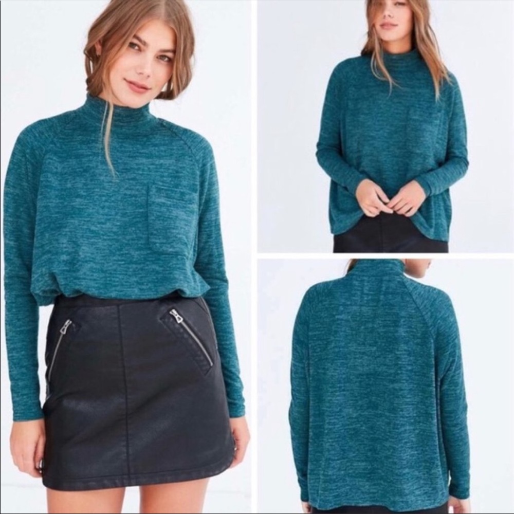 BDG Mock Neck Top - Turquoise